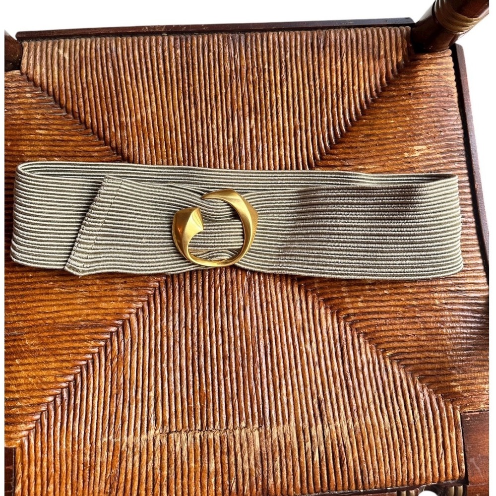 Vintage De Vecchi Italy Beige Stretch Belt w/‎ Gold-Tone Buckle Size M